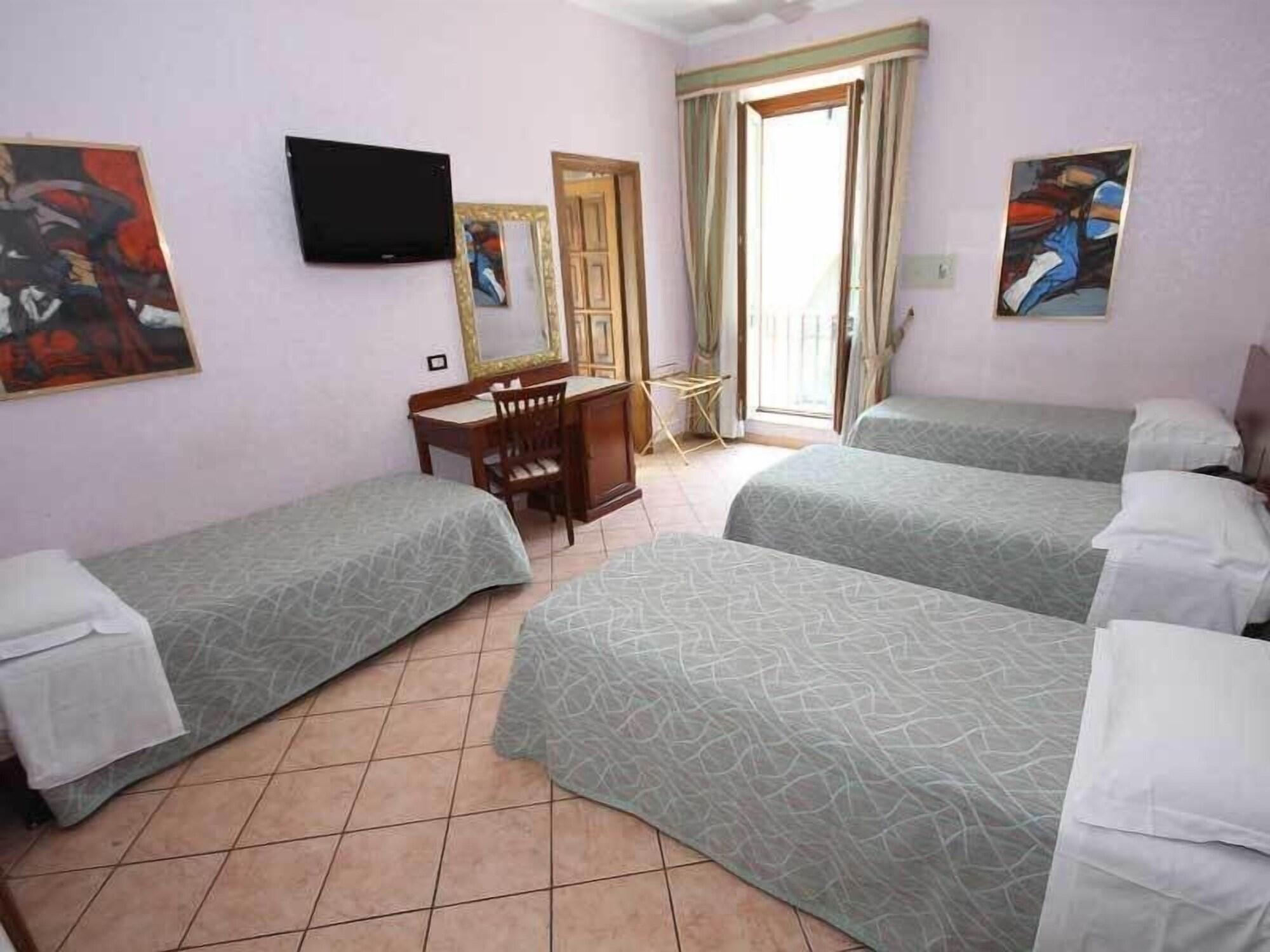 Hotel Marisa Rom